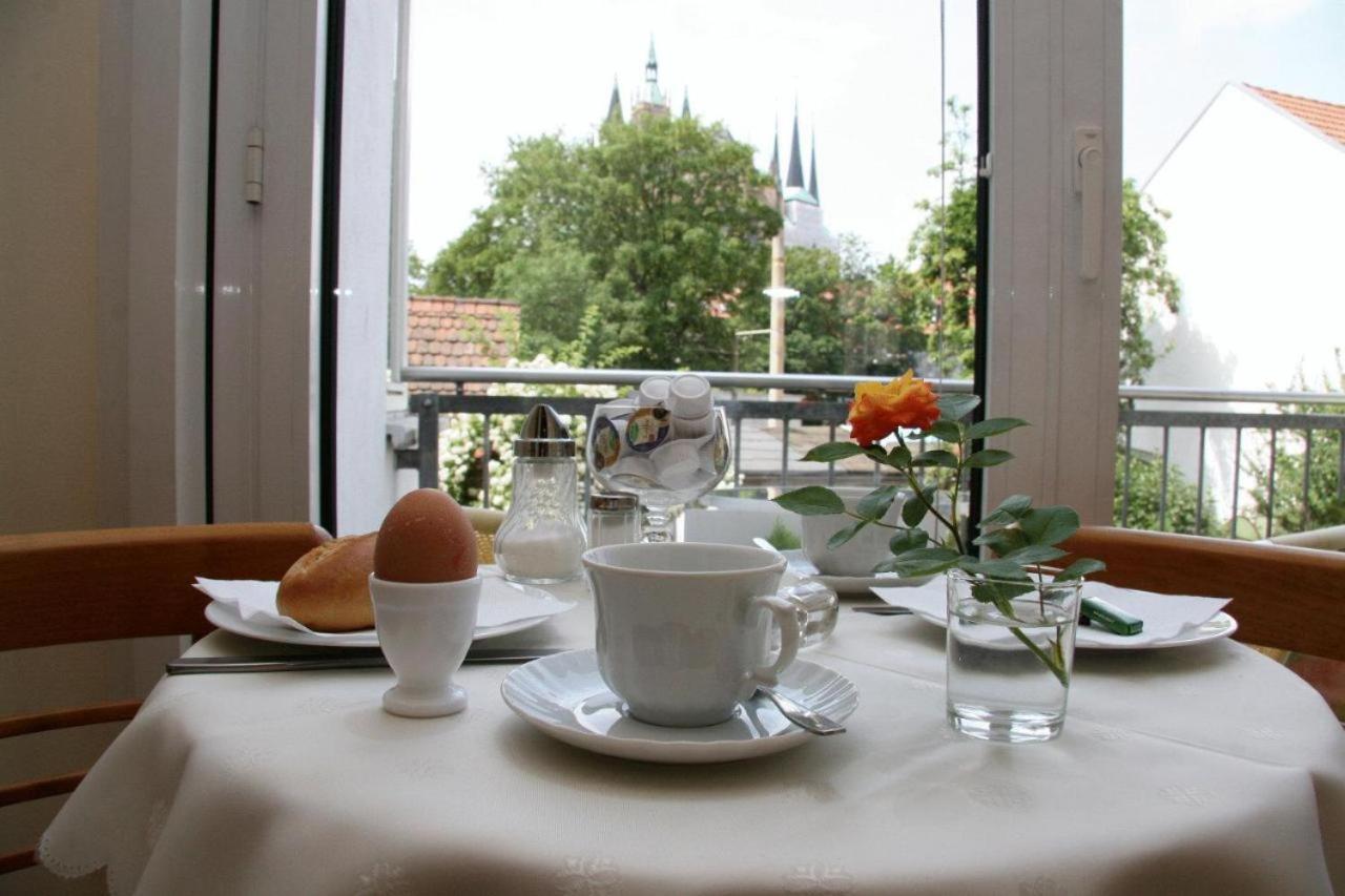 Hotelpension Am Dom Erfurt Bagian luar foto