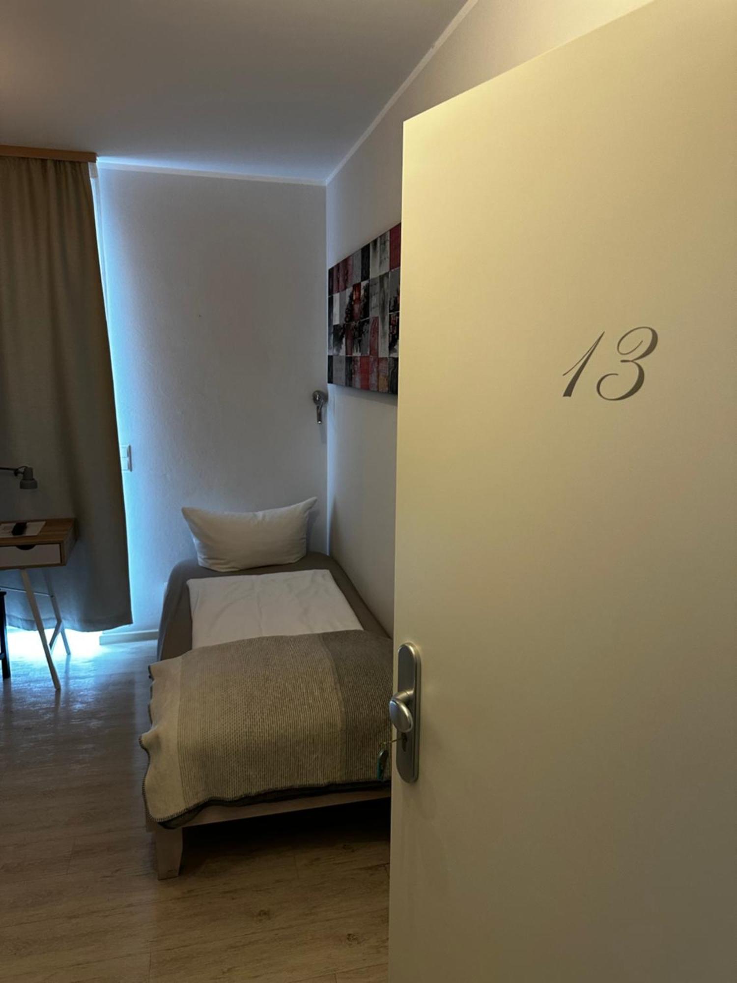 Hotelpension Am Dom Erfurt Bagian luar foto